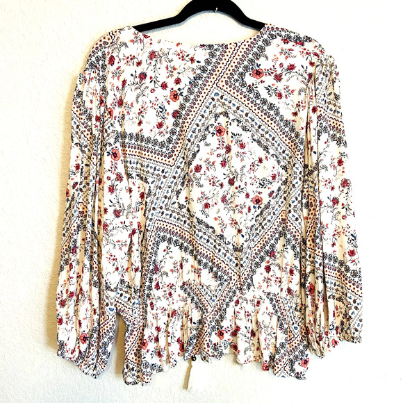 Mi Ami Floral Blouse NWT XL - Picture 2 of 4